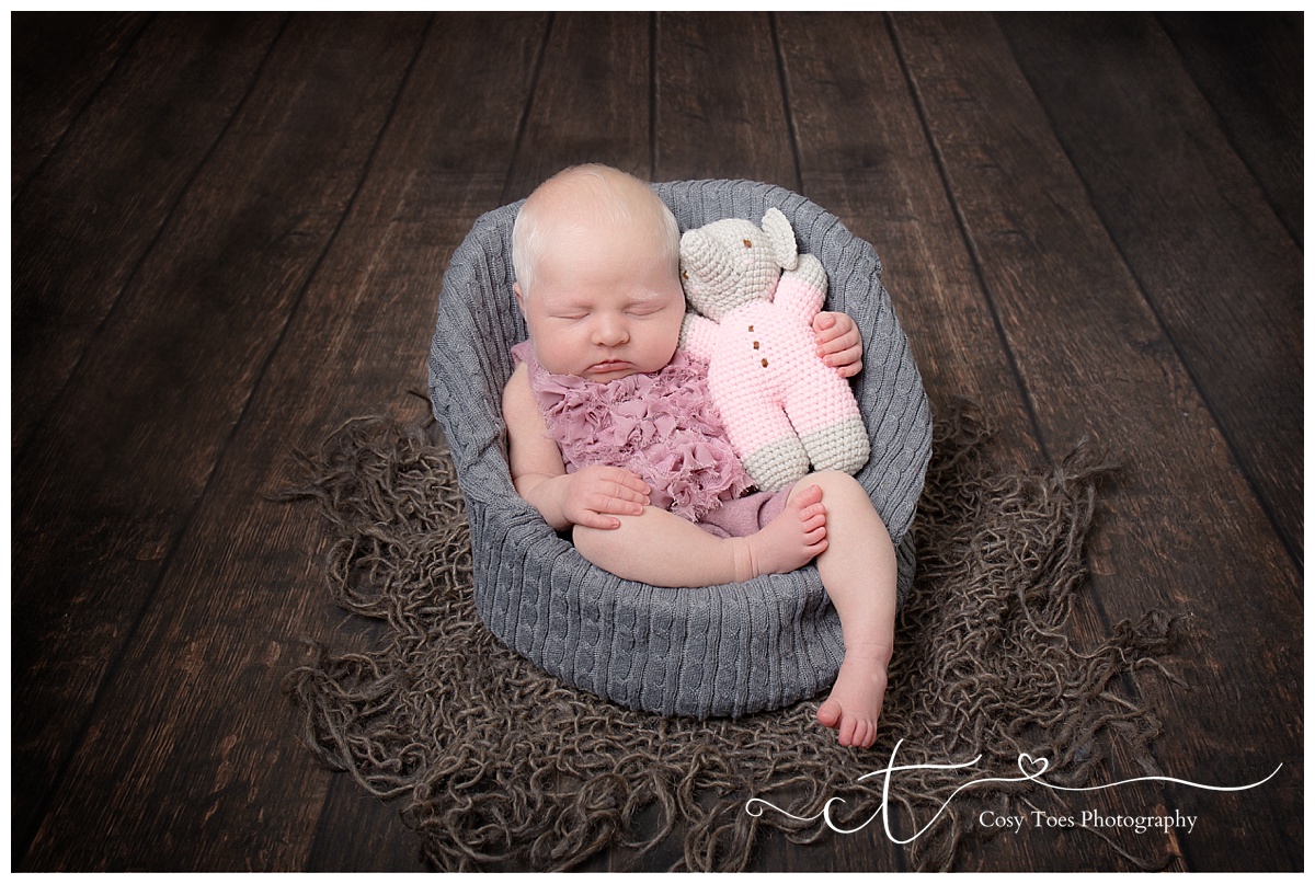 newborn photographer Sussex