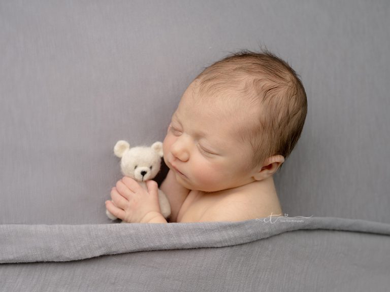 Newborn Photographer