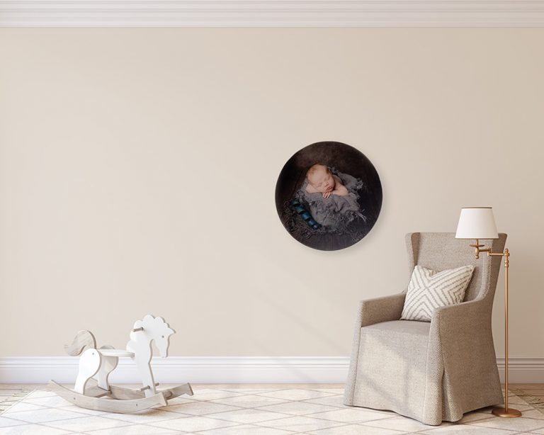 Orbwithchair 768x614